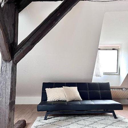 Loft Apartment Close To Metro Palmovka Prága Kültér fotó
